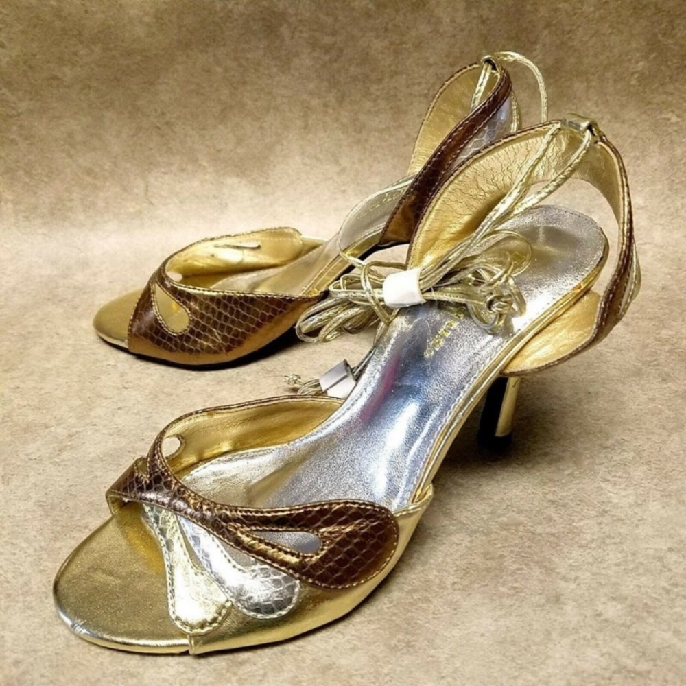 Delicious Cleopatra SnakeSkin GoldSilverBronze Strap Wrap Heels - Picture 5 of 9